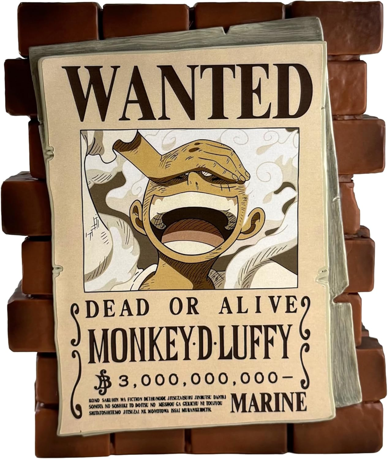 Gesucht-Plakat von Monkey D. Luffy. Das Plakat ist auf einer Ziegelmauer platziert.