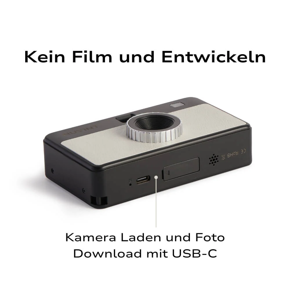 Kleine, schwarz-weiße Kamera mit Objektiv. Text: Kein Film. Kamera mit USB-C laden.