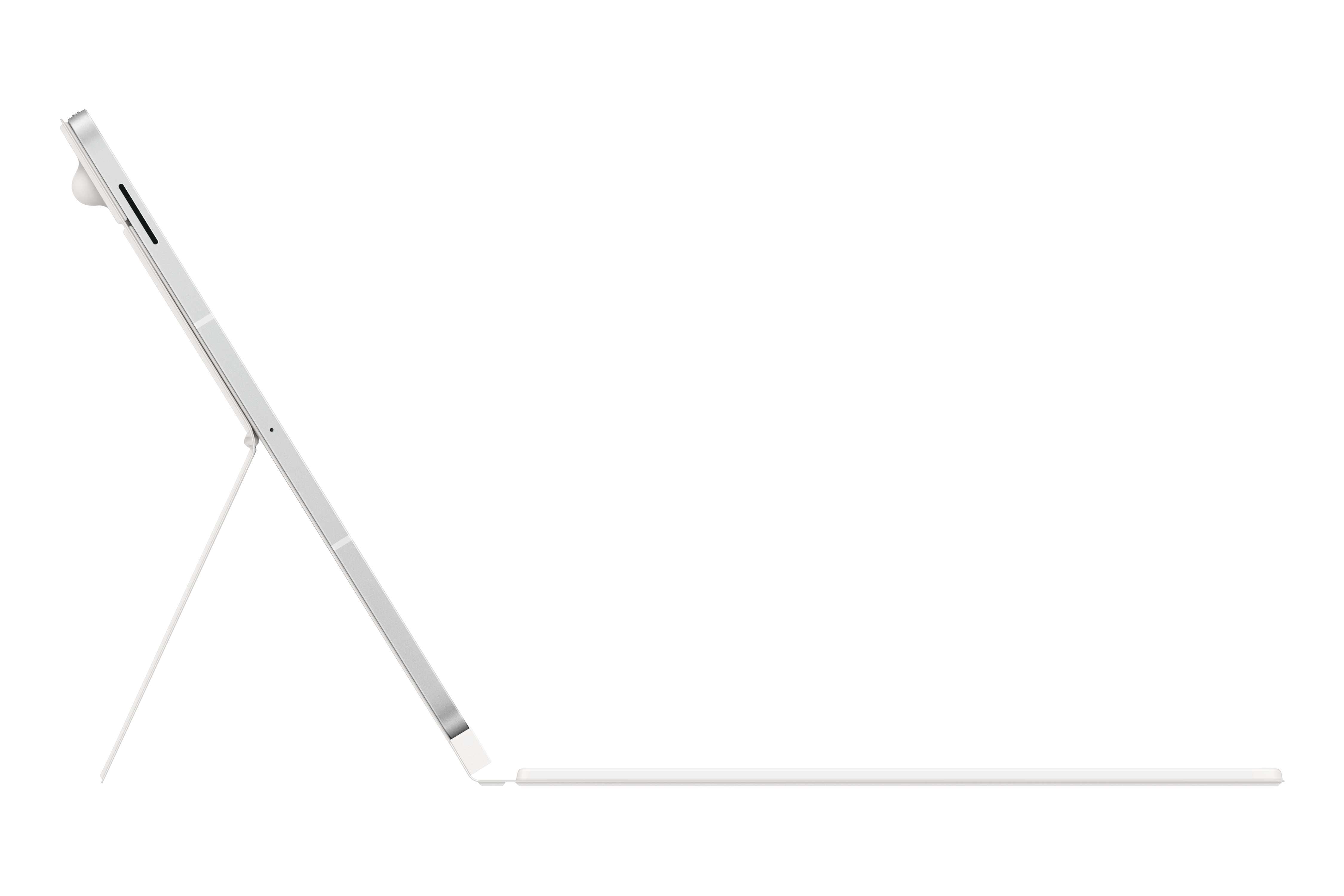 Silbernes Tablet mit Ständer, weißer Hintergrund.