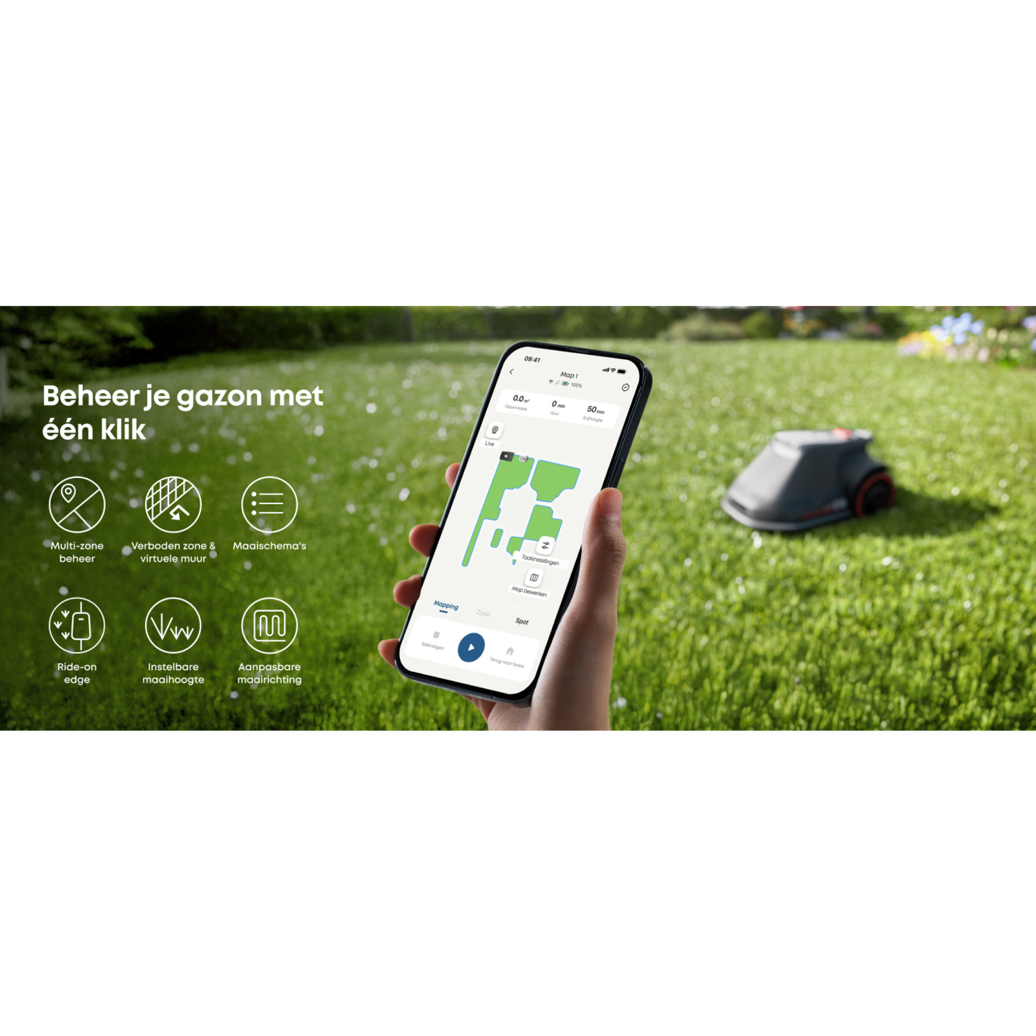 Hand houdt een telefoon vast met een grasveld en robotmaaier.
