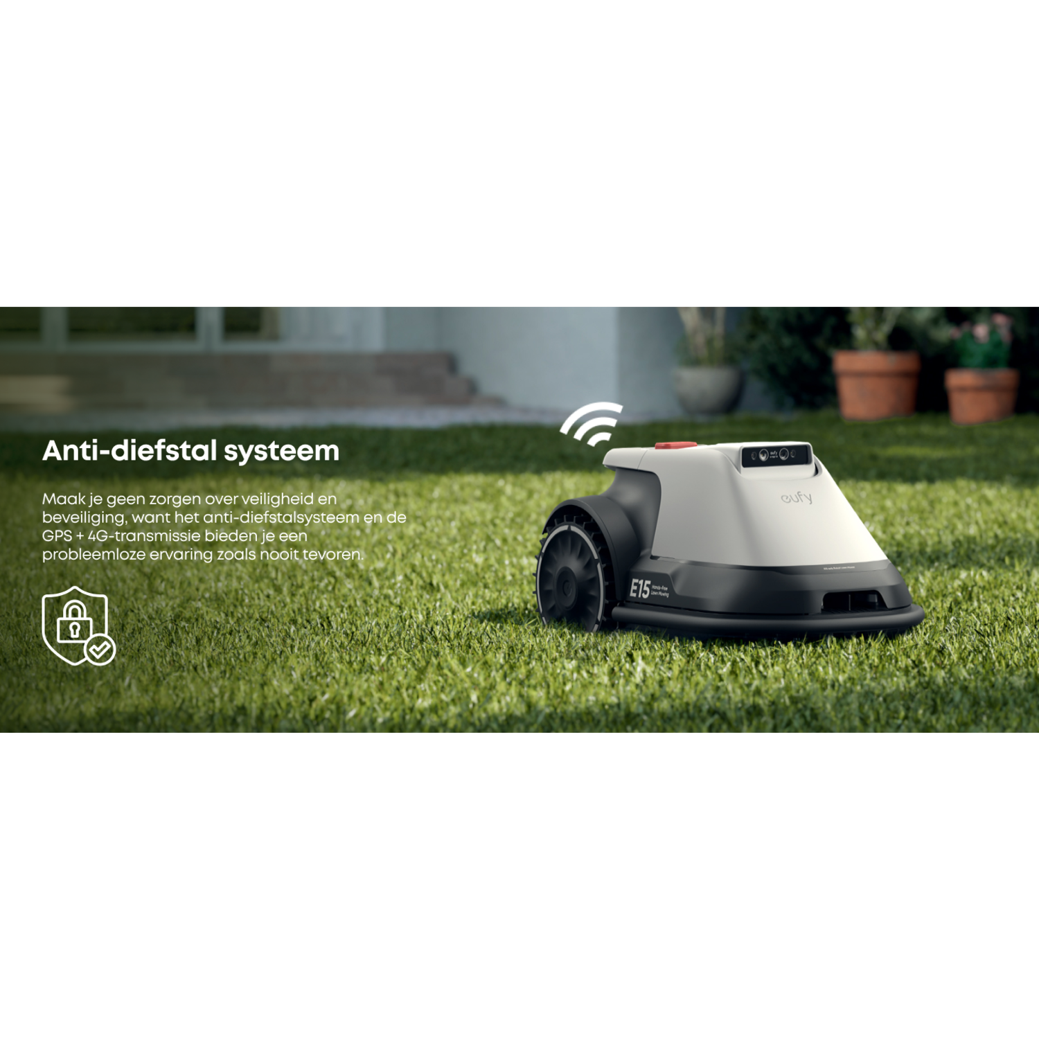 Robotmaaier op een groen gazon. Tekst links, planten op de achtergrond.