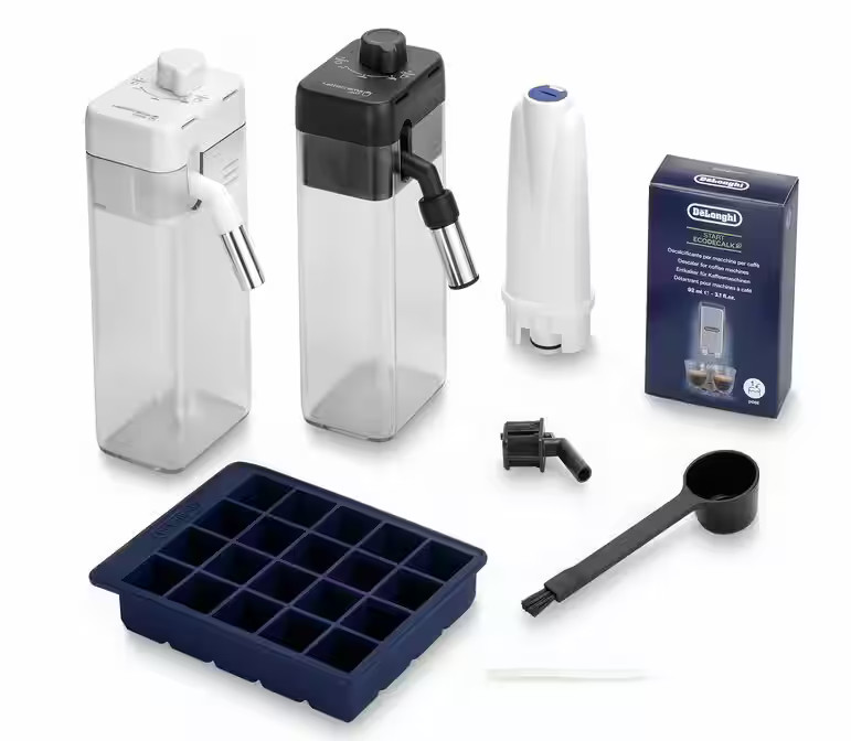 Części ekspresu do kawy: pojemnik na mleko, zbiornik na wodę, filtr, tacka na lód, łyżka.