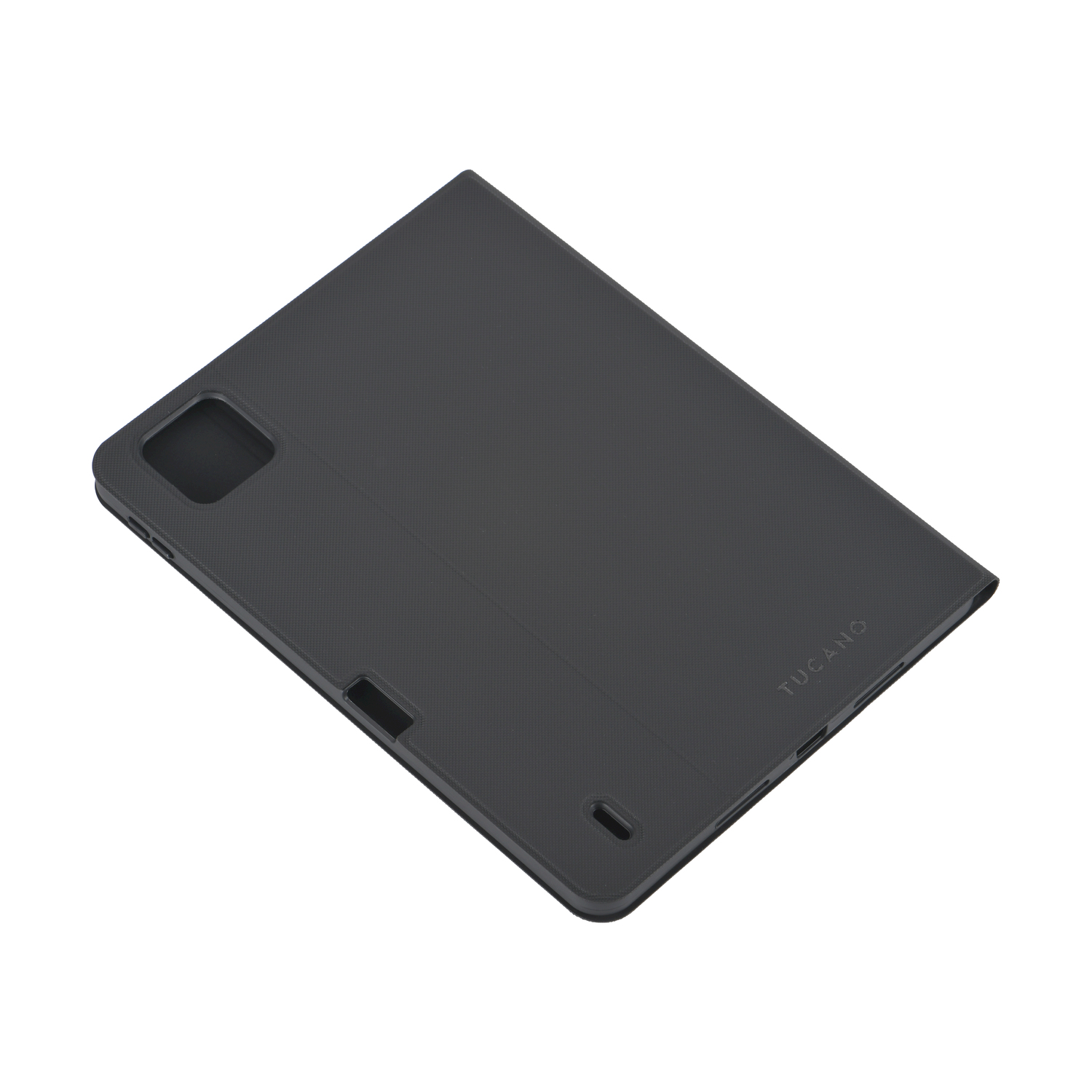 Una custodia per tablet nera, chiusa, con superficie strutturata e ritaglio per la fotocamera.