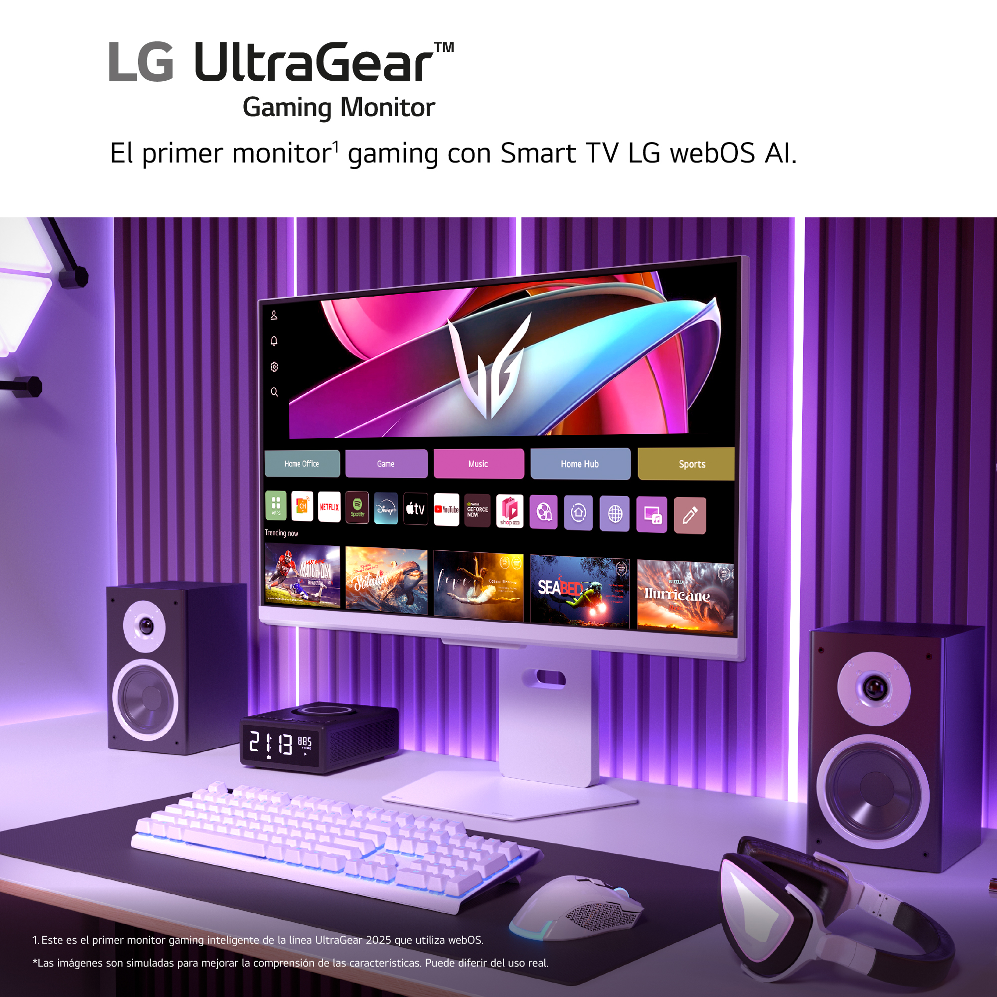 Configuración del monitor gaming LG UltraGear con teclado, ratón y altavoces.