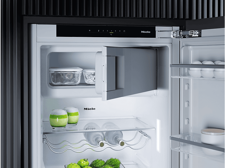 MIELE K 7328 D Einbaukühlschrank (187 l, D, 1221 mm hoch}, Weiß)