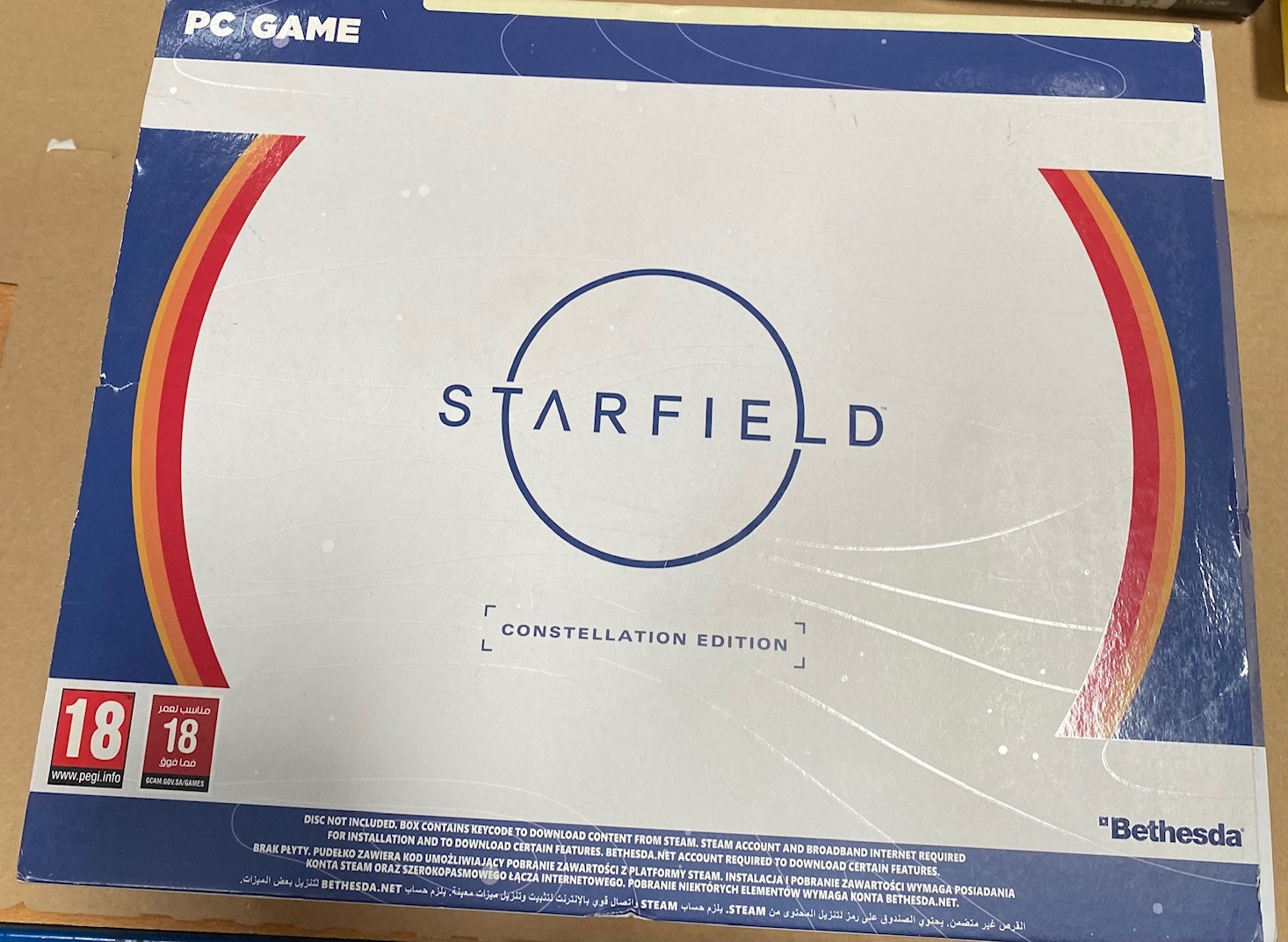 Opakowanie gry wideo Starfield Constellation Edition.