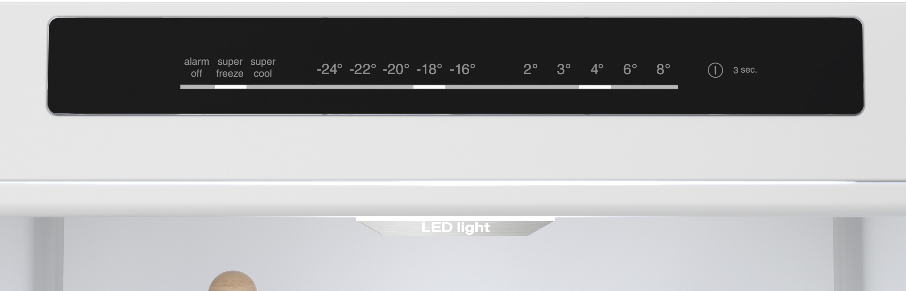 Kühlschrank-Bedienfeld mit Temperatureinstellungen und LED-Licht innen.