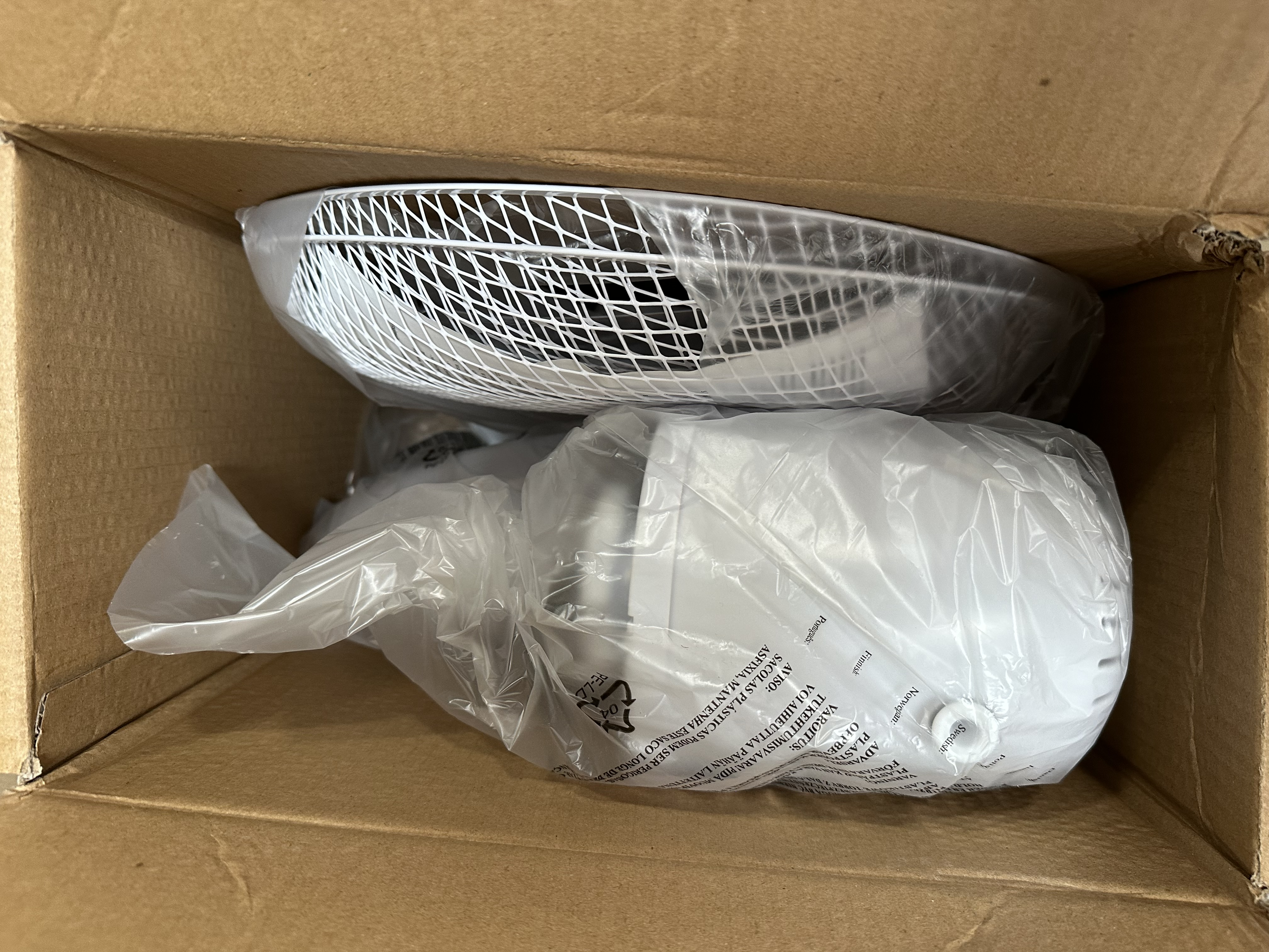 OUTLET Wentylator biurkowy RAVANSON WT-1030 Biały Biały