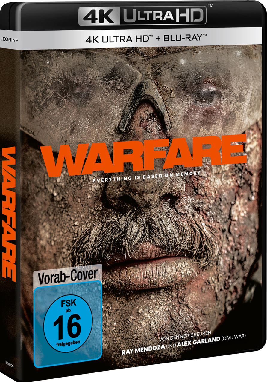 Filmcover mit einem mit Schlamm bedeckten Gesicht. Der Titel 'WARFARE' ist orange. Blu-ray und Altersfreigabe sind ebenfalls sichtbar.