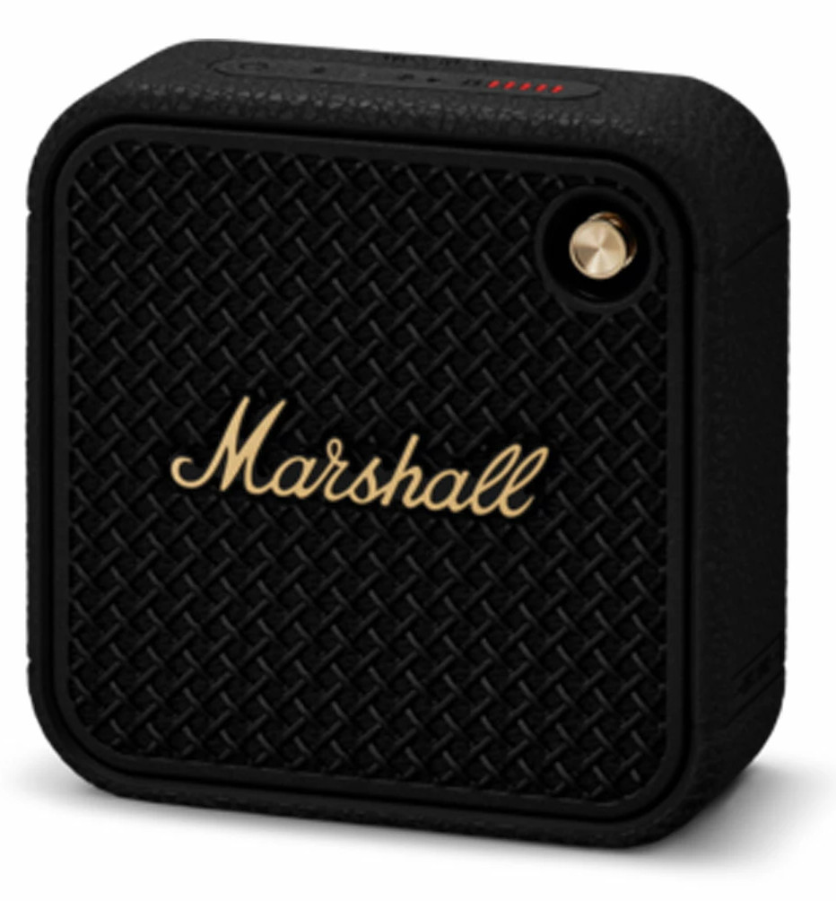 Czarny głośnik Marshall ze złotymi napisami i pokrętłem regulacji.