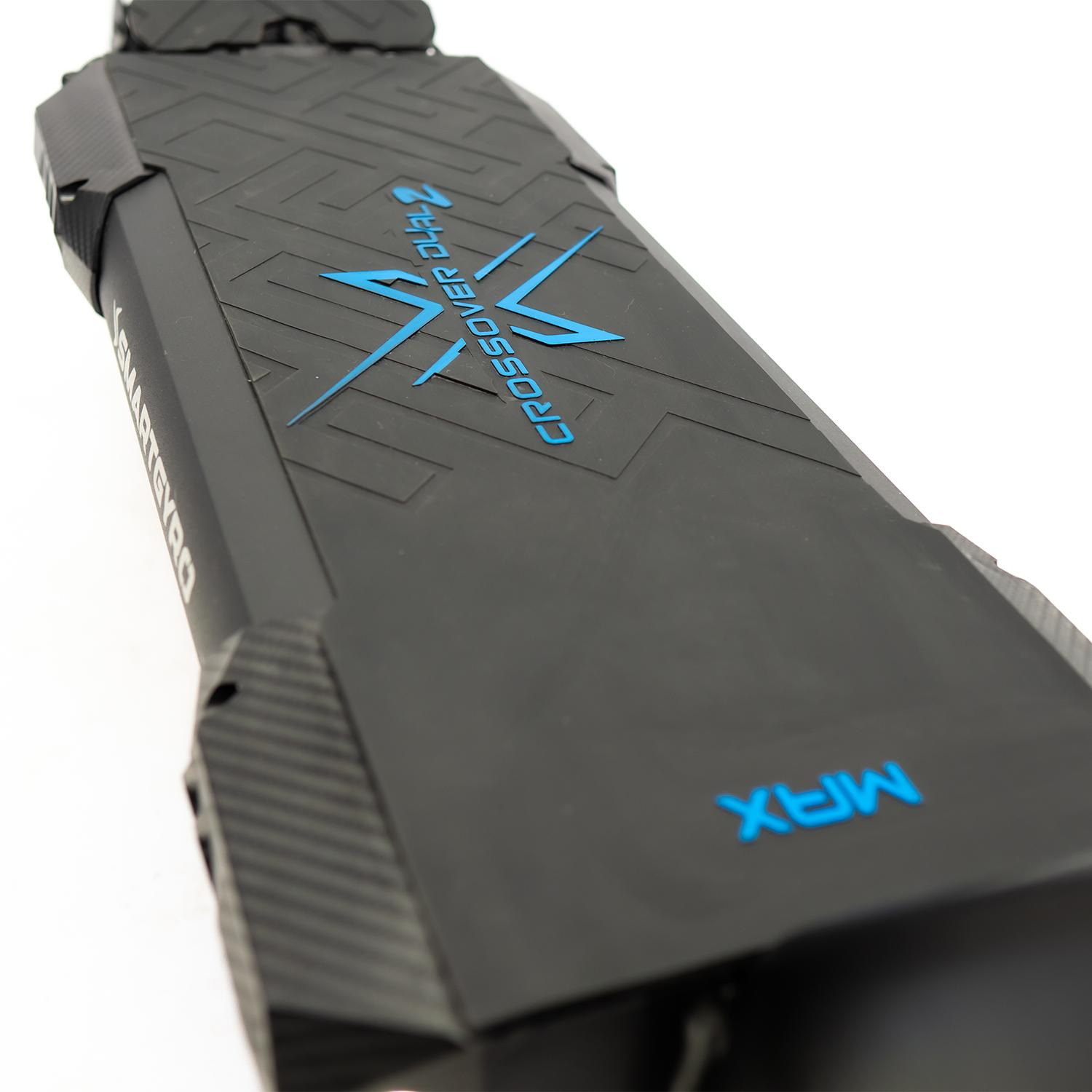 Un dispositivo rectangular negro con botones y un puerto USB-C.