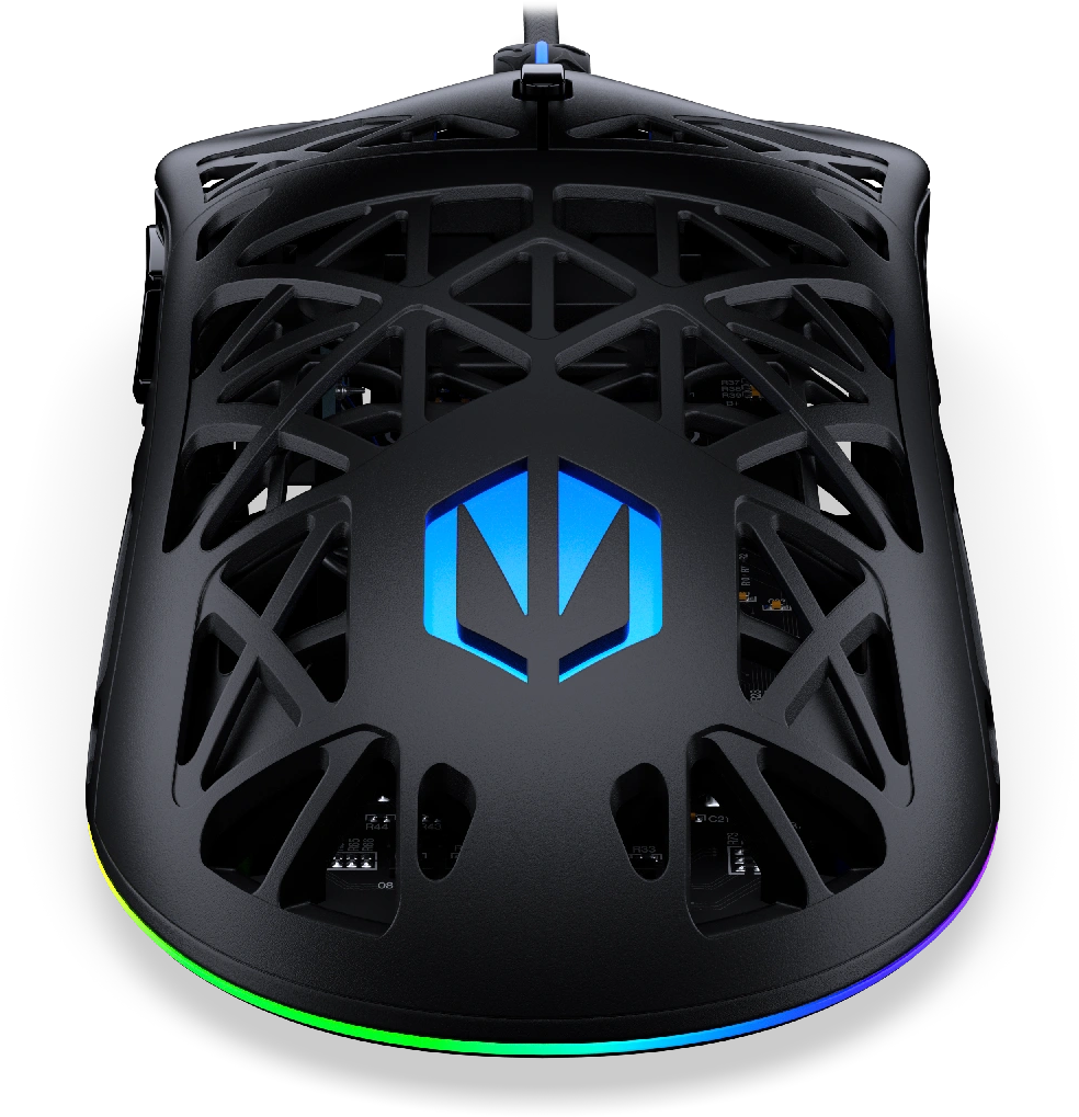 Fekete gamer egér nyitott dizájnnal és RGB világítással.