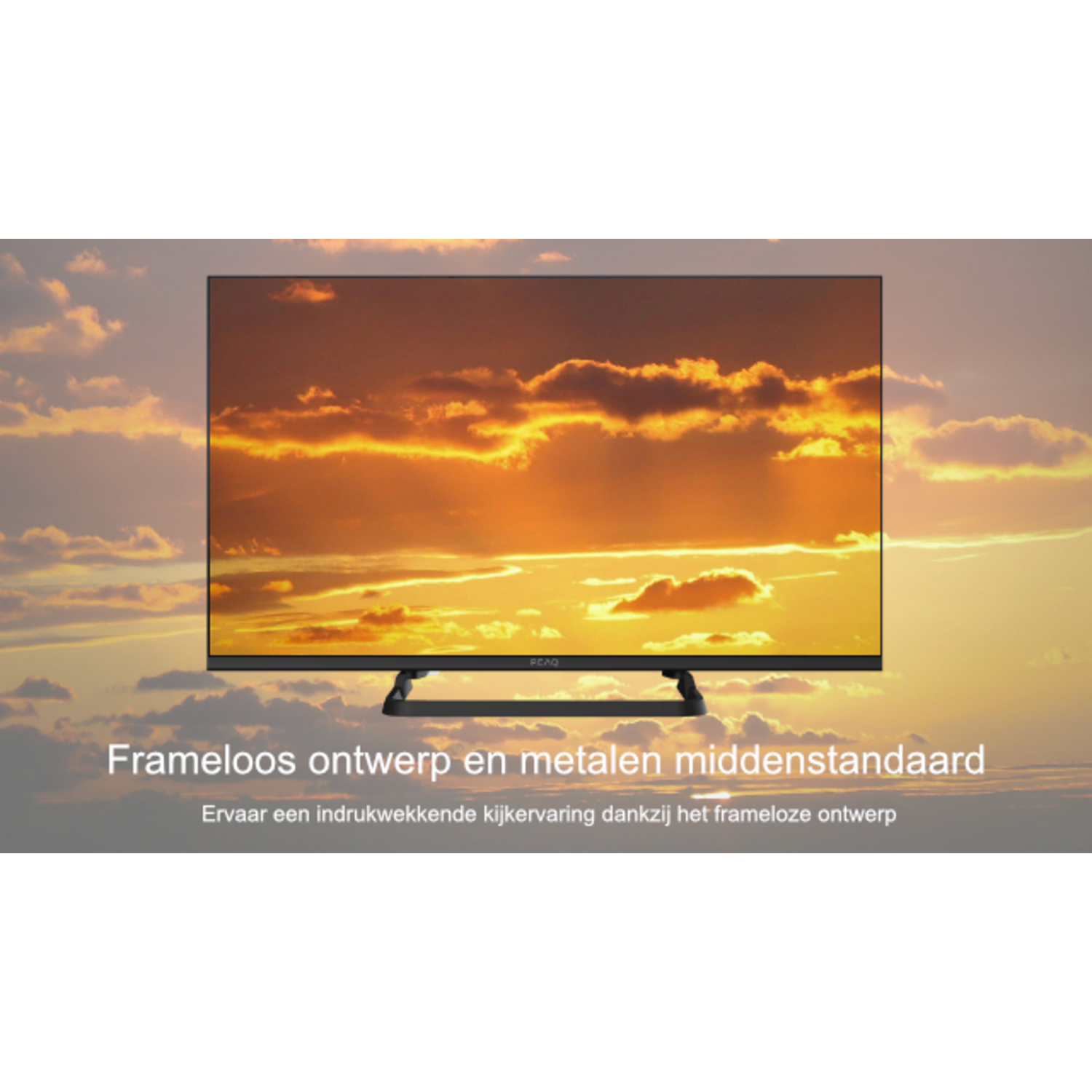 Een tv-scherm met zonsondergang. Nederlandse tekst onderaan. De tv is frameloos en heeft een metalen standaard.