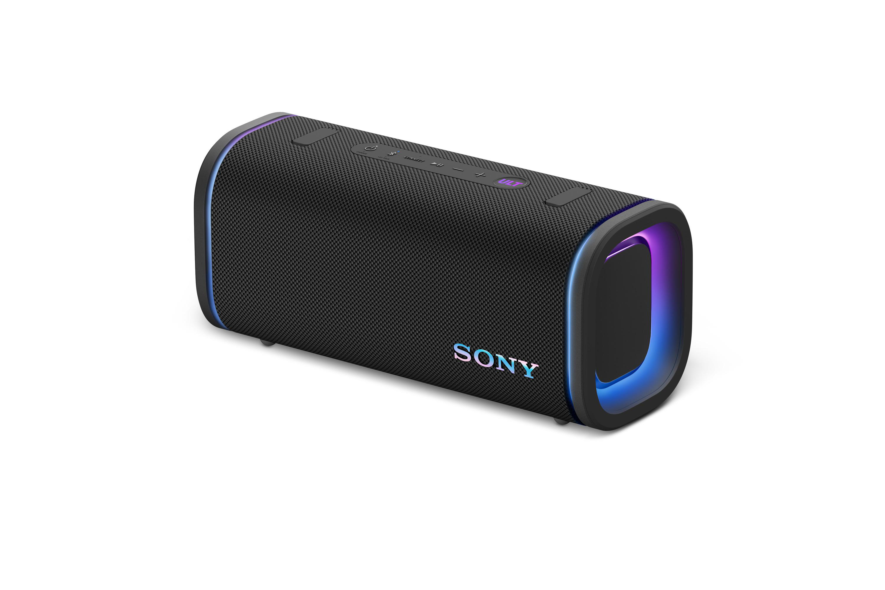 Schwarzer Sony-Lautsprecher mit farbigen Lichtern auf weißem Hintergrund. Das Wort SONY vorne.