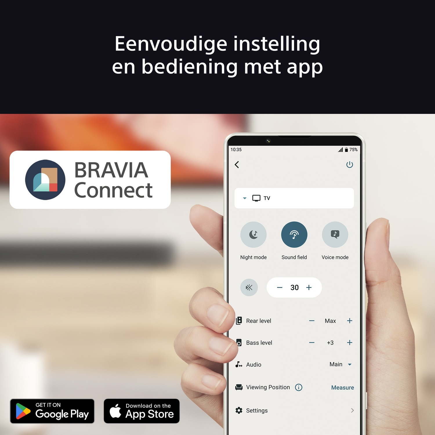 Hand die een telefoon vasthoudt met tv-app-interface. 'BRAVIA Connect'-logo links.
