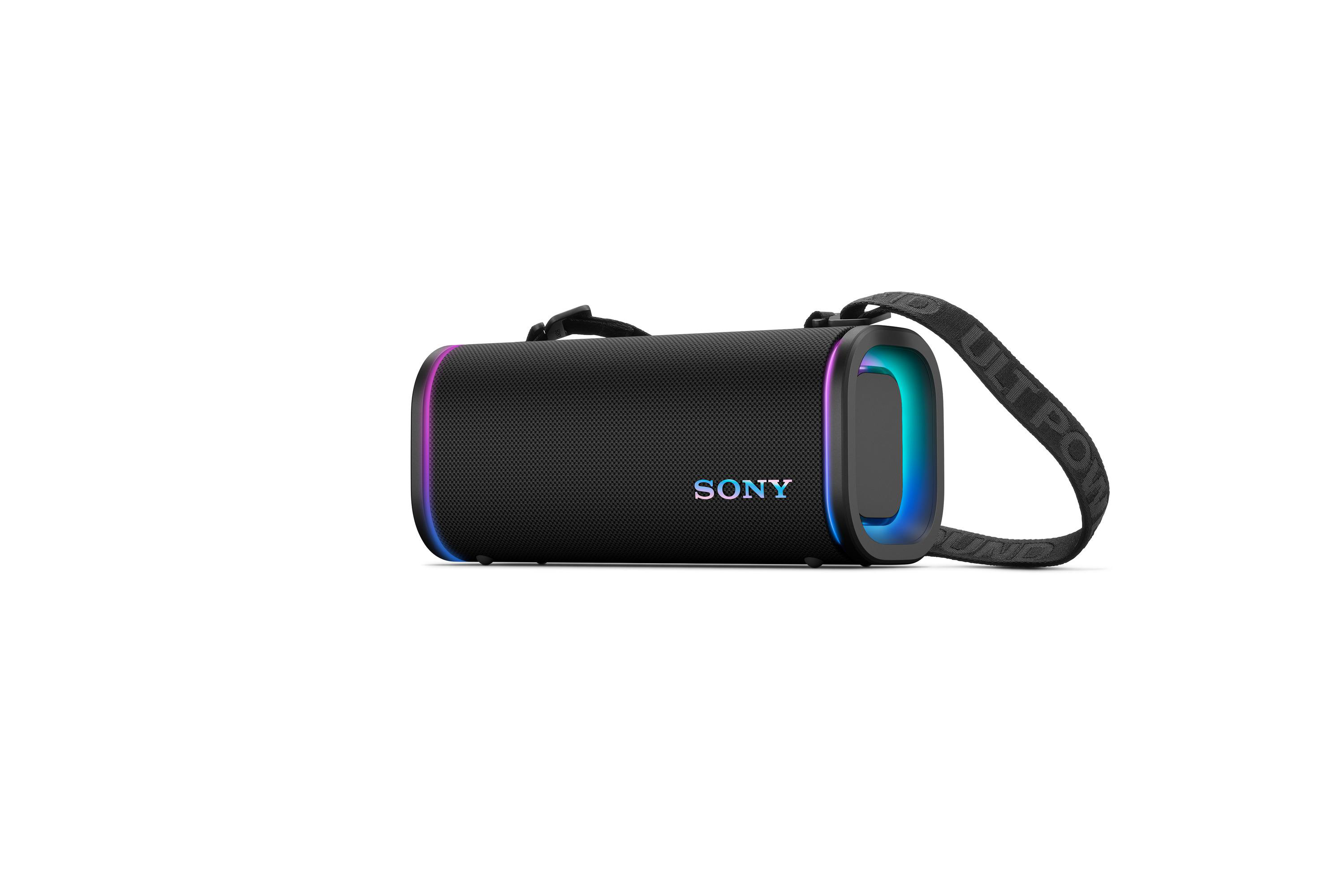 Ein schwarzer Sony-Lautsprecher mit Trageriemen, weißer Hintergrund.