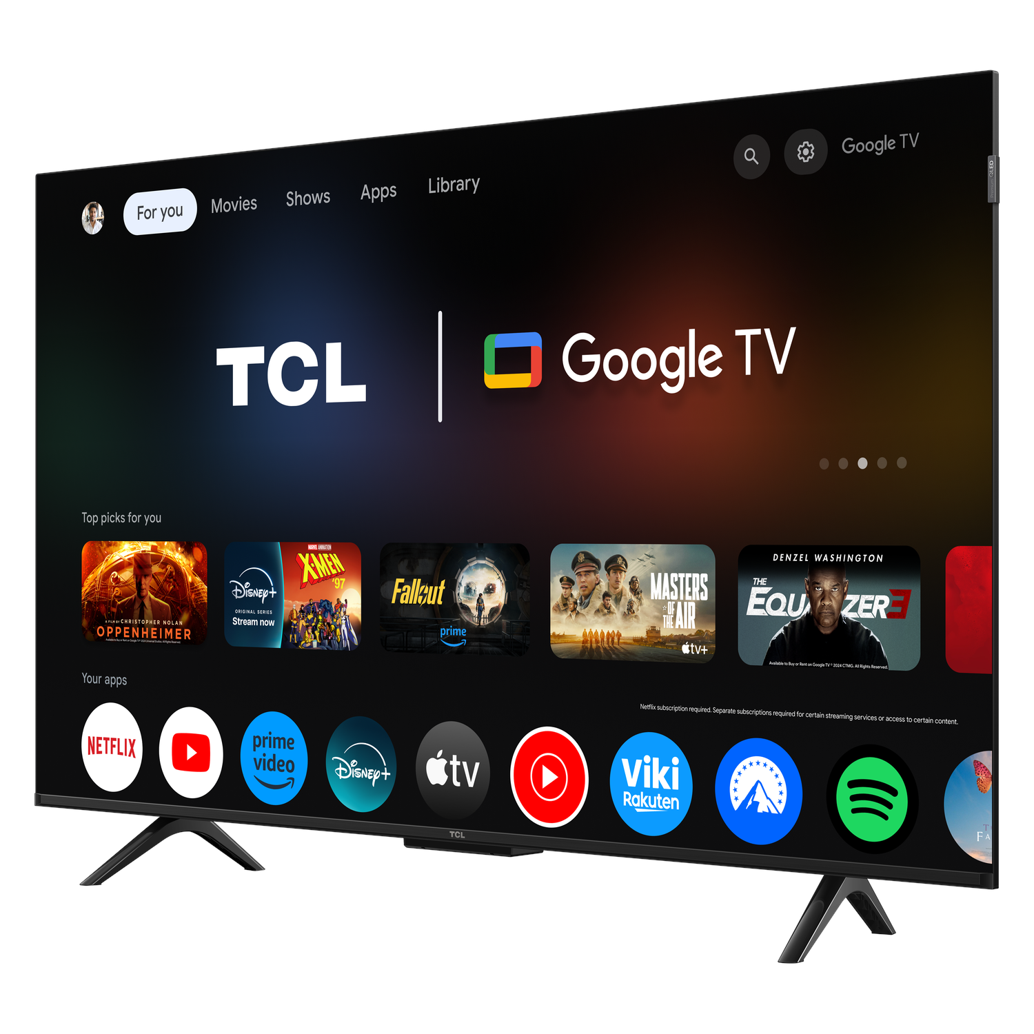 TCL Google TV-interface, schuine weergave. App- en film-iconen zichtbaar. Zwarte standaard, zwarte lijst.