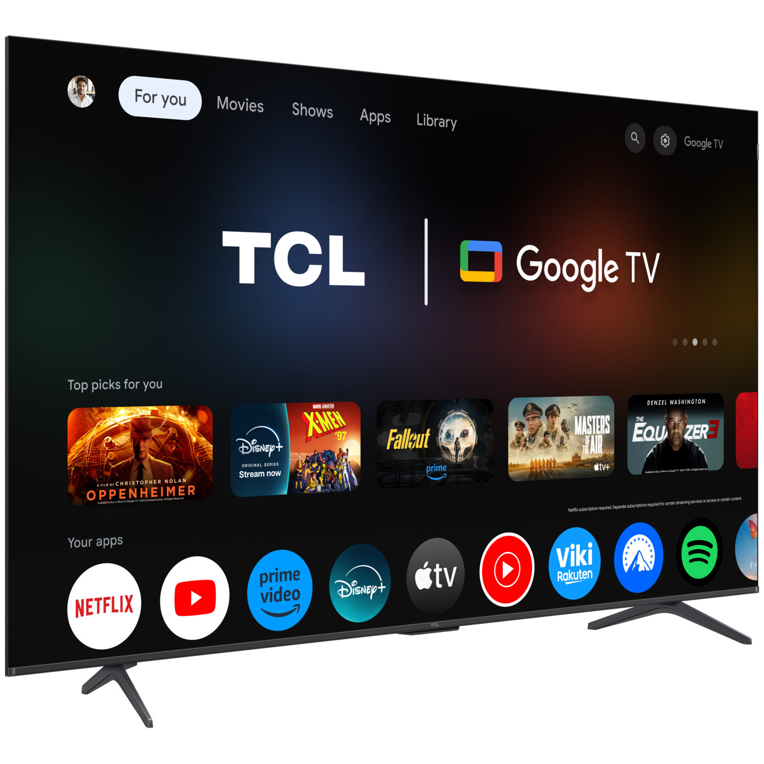 Tv-scherm met apps en afstandsbediening, zwarte standaard, witte achtergrond.