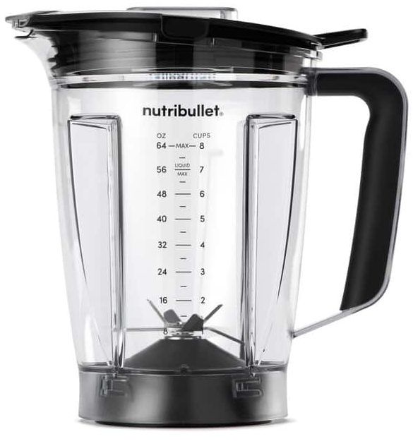 Átlátszó Nutribullet turmixgép tartály, mértékegységekkel és fekete alappal.