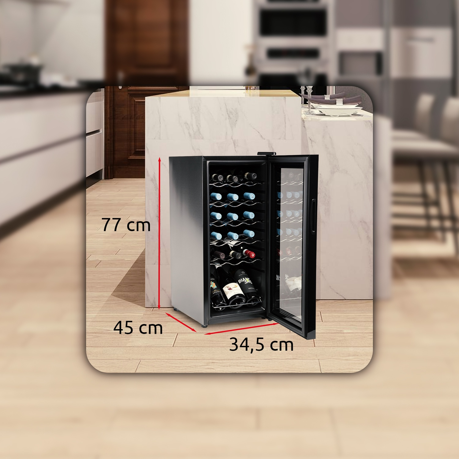 Cantinetta vino con dimensioni, porta aperta, bottiglie. Sfondo cucina.