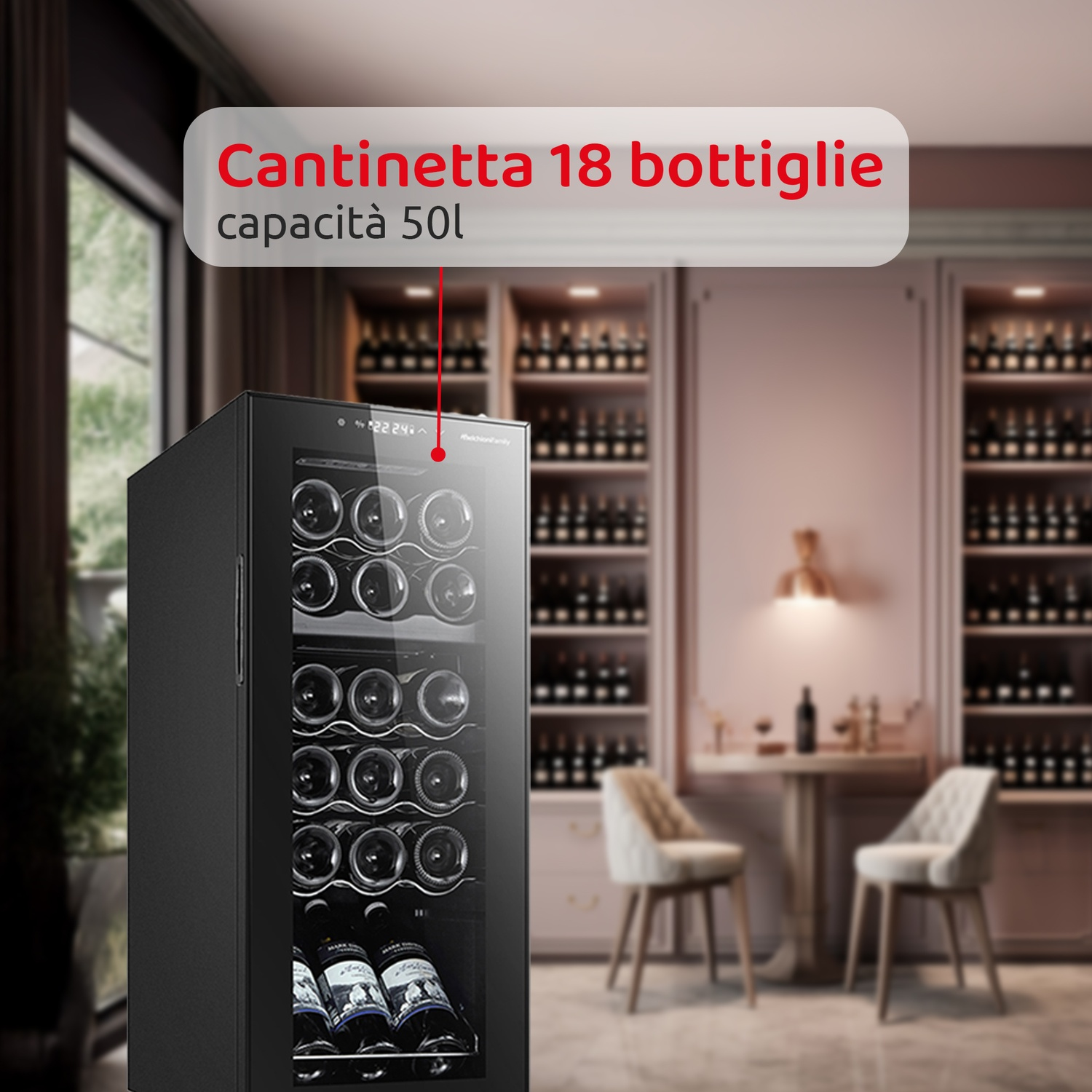 Una cantinetta con bottiglie e una barra di testo che dice "Cantinetta 18 bottiglie capacità 50l".