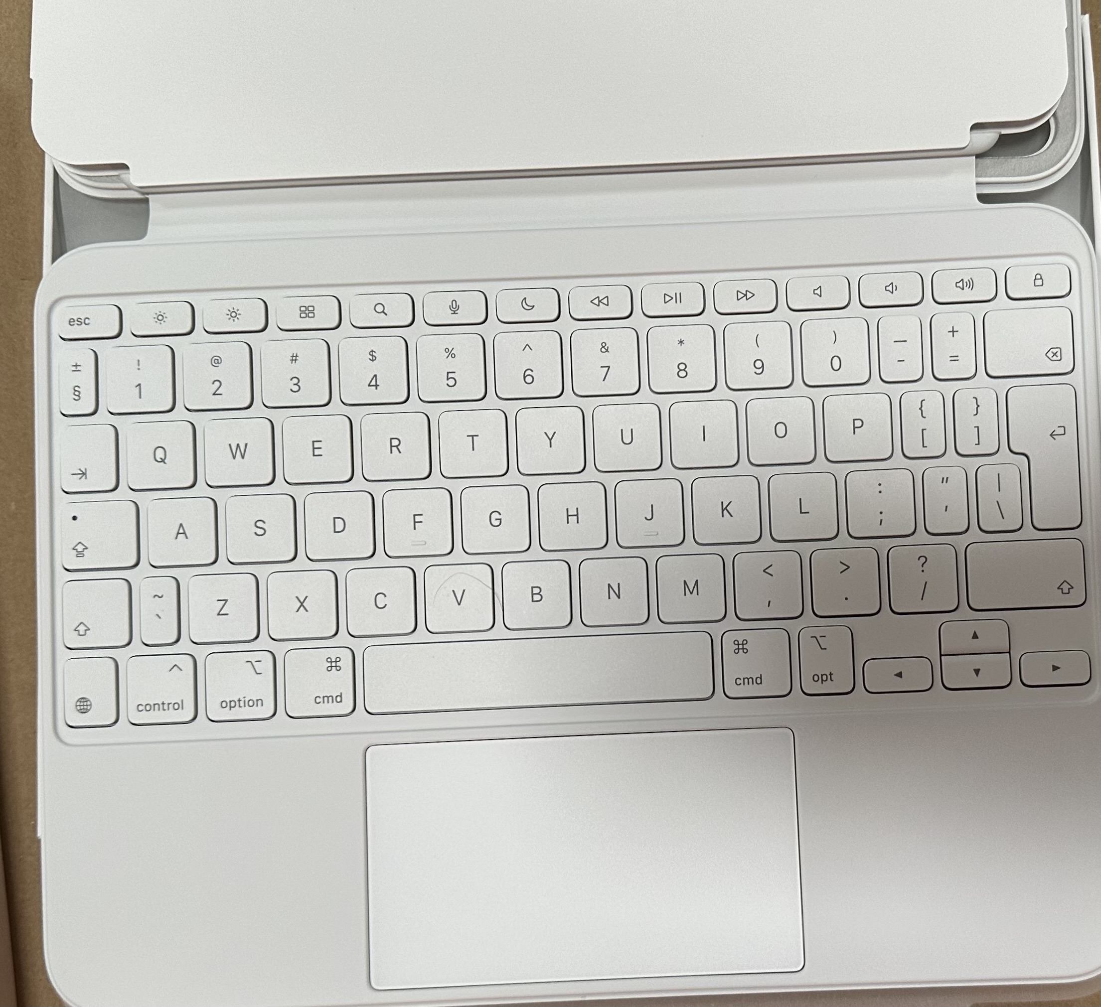 OUTLET Etui z klawiaturą APPLE Magic Keyboard Folio do iPada (10. generacji) - angielski (międzynarodowy) MQDP3Z/A Biały