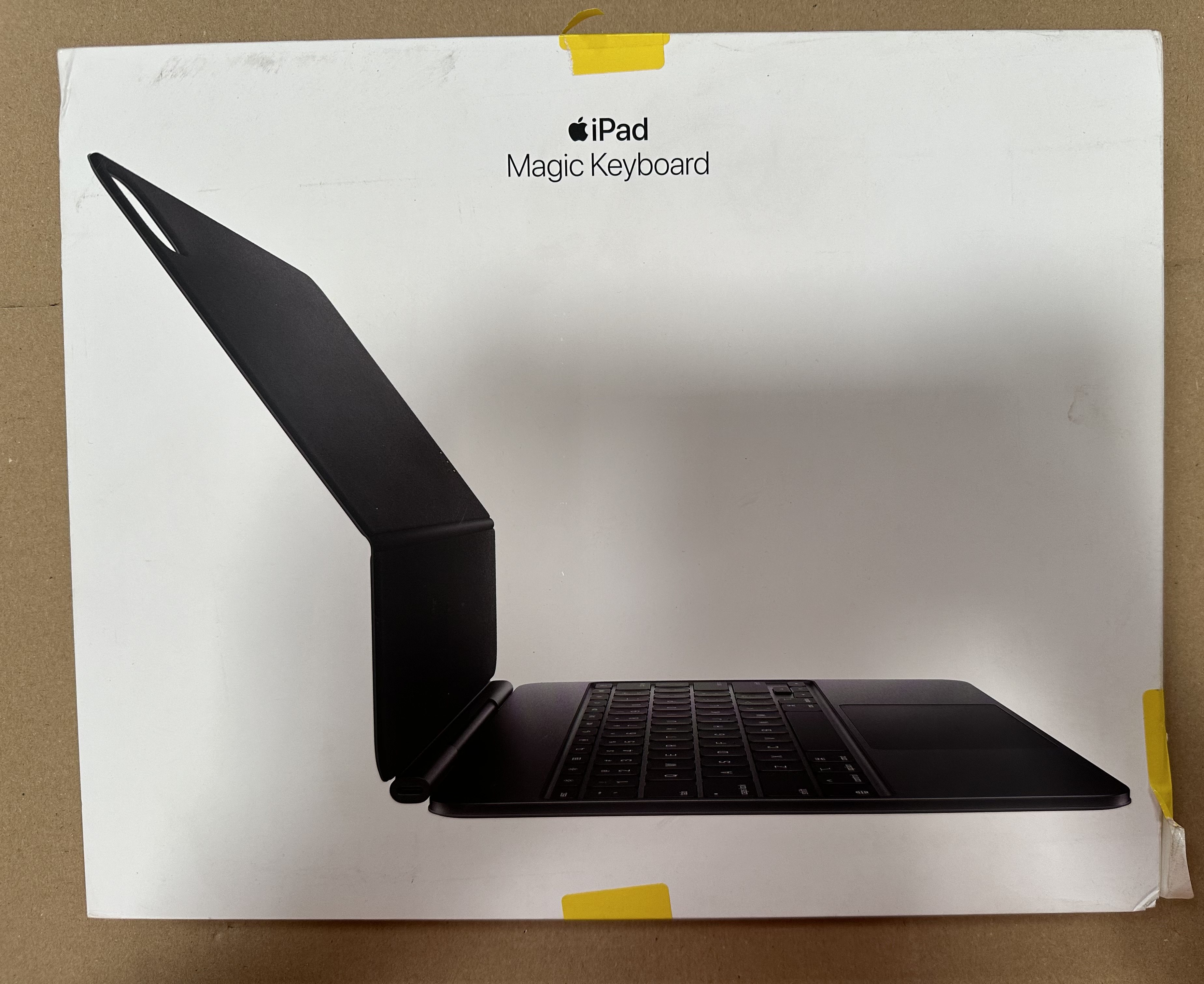 OUTLET Klawiatura APPLE Magic Keyboard do iPada Pro 13 cali (M4) - angielski (międzynarodowy) Czarny