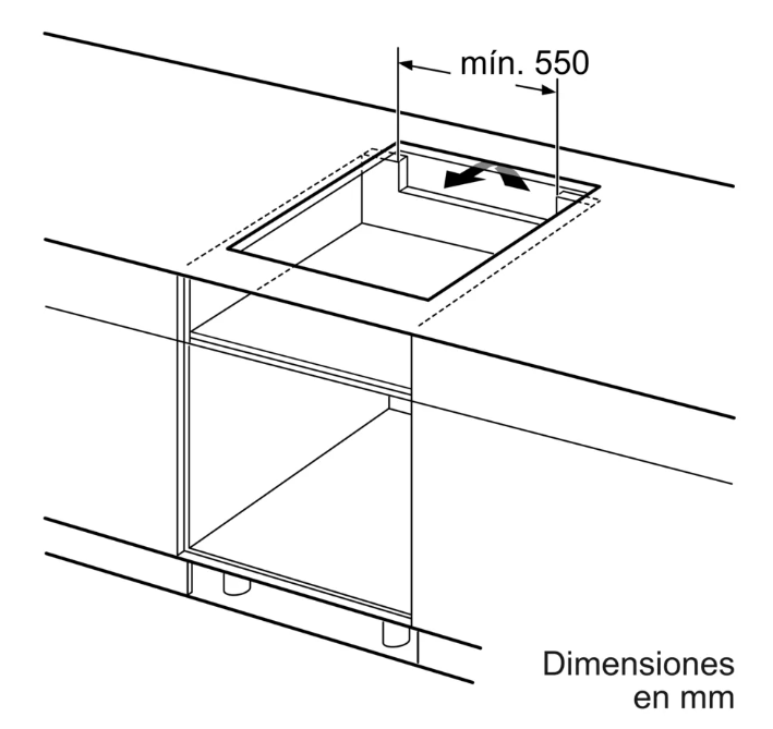 Diagrama que muestra la instalación de una placa de cocina con dimensiones en mm.