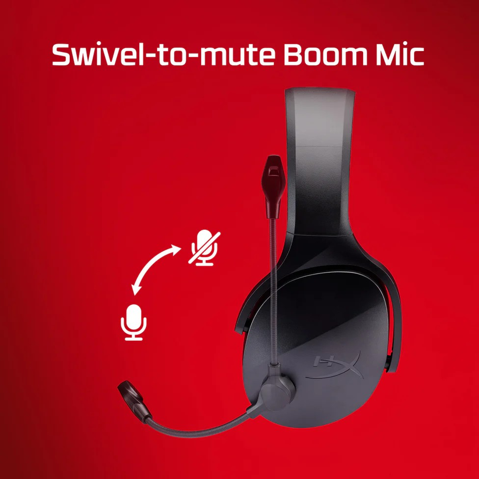 Ein schwarzes Headset mit rotem Mikrofon. Der Hintergrund ist rot. Text: Swivel-to-mute Boom Mic. Symbole zeigen Mikrofon an/aus.