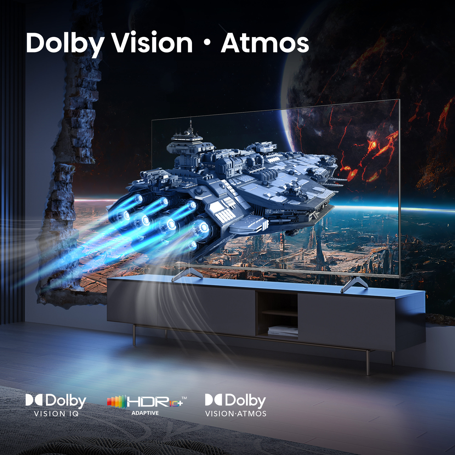 Un écran de télévision affichant un vaisseau spatial au-dessus d'une planète, avec les logos Dolby Vision et Atmos.