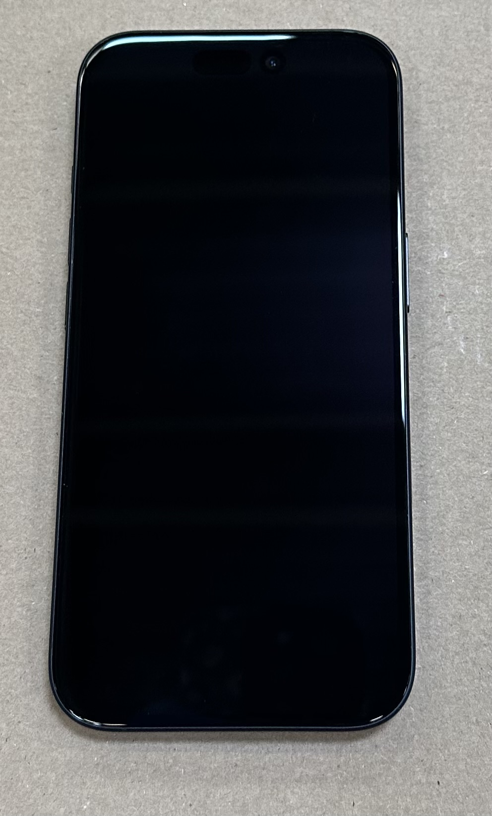 OUTLET APPLE iPhone 16 256 GB Czarny MYEE3HX/A 