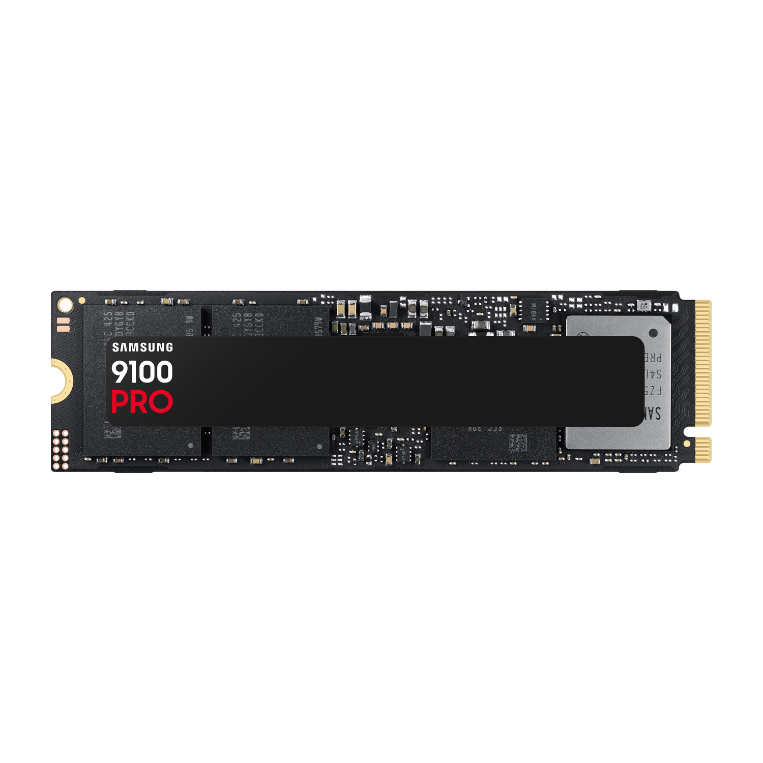 Un SSD Samsung 9100 PRO noir sur fond noir, avec des étiquettes.