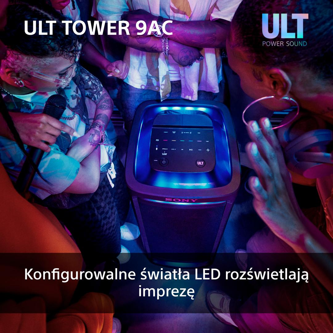Ludzie otaczają głośnik z diodami LED, promując ULT Tower 9AC.