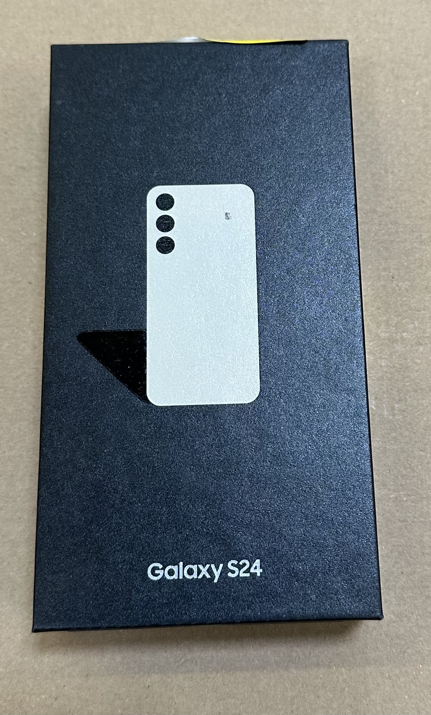 OUTLET Smartfon SAMSUNG Galaxy S24 5G 8/128GB Żółty (Amber Yellow) SM-S921BZYDEUE 
