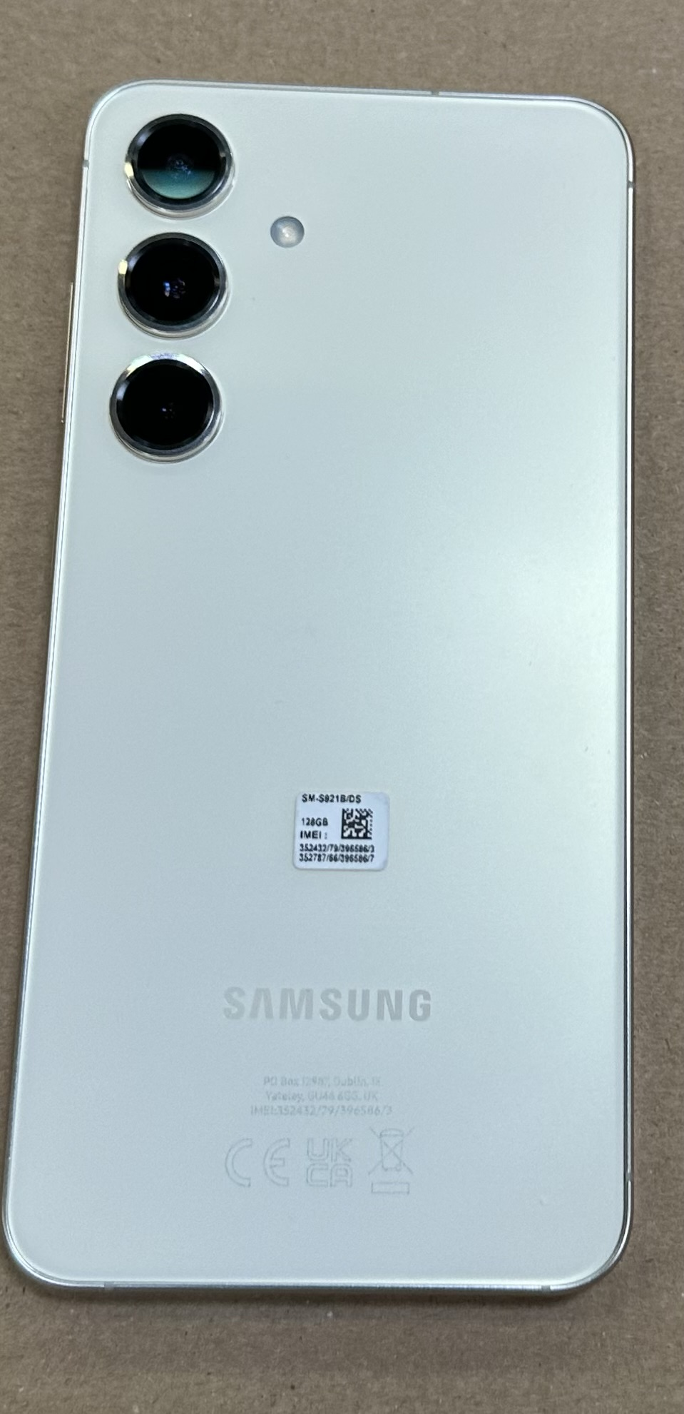OUTLET Smartfon SAMSUNG Galaxy S24 5G 8/128GB Żółty (Amber Yellow) SM-S921BZYDEUE 
