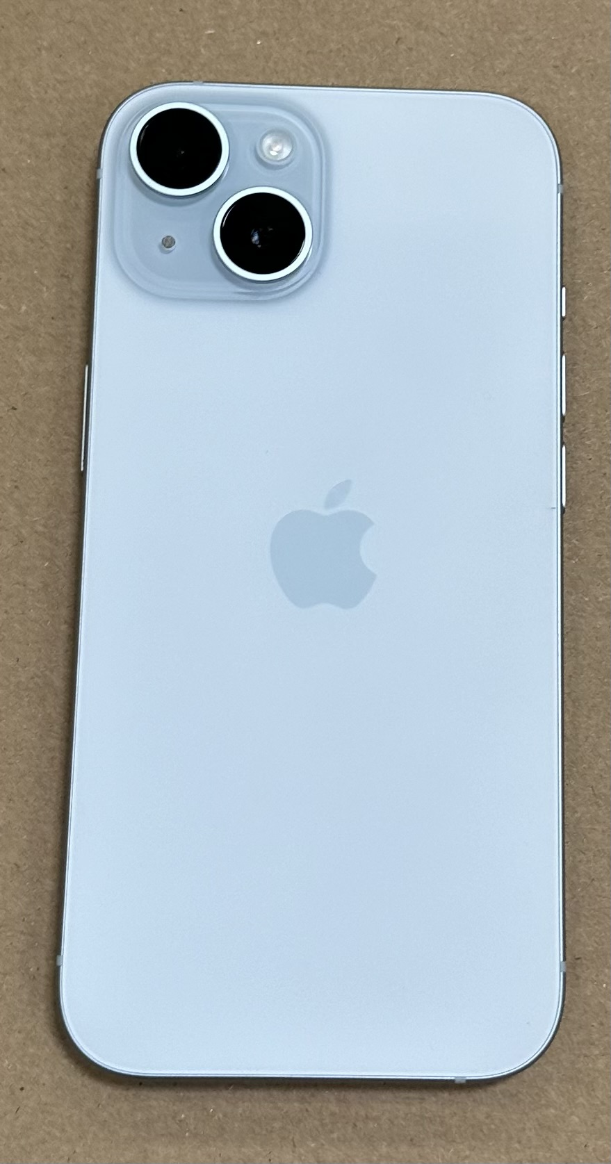 OUTLET Smartfon APPLE iPhone 15 128GB Niebieski MTP43PX/A 5G