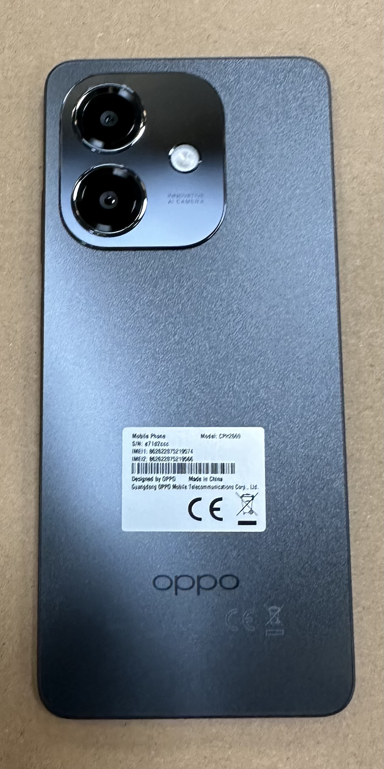 OUTLET  Smartfon OPPO A40 4/128GB Czarny 4G (LTE) 