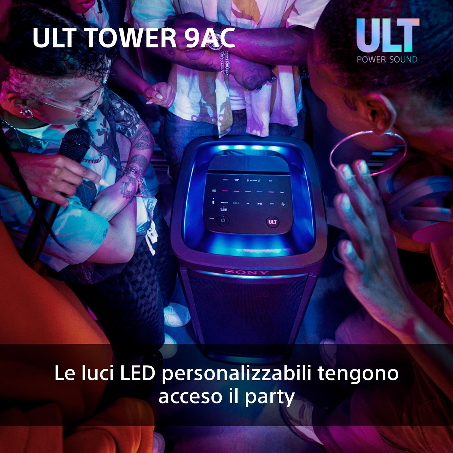 Persone intorno a uno speaker per feste con luci a LED.