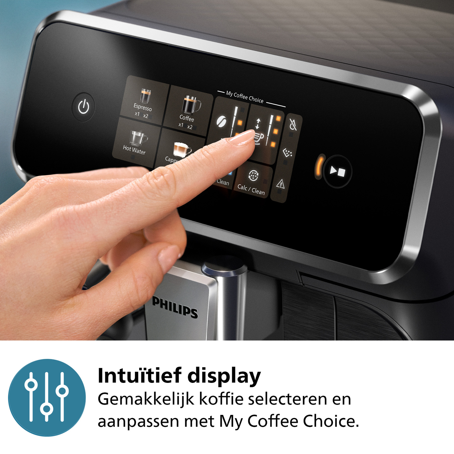 Hand raakt het scherm van de koffiemachine aan. Scherm toont koffie-opties.