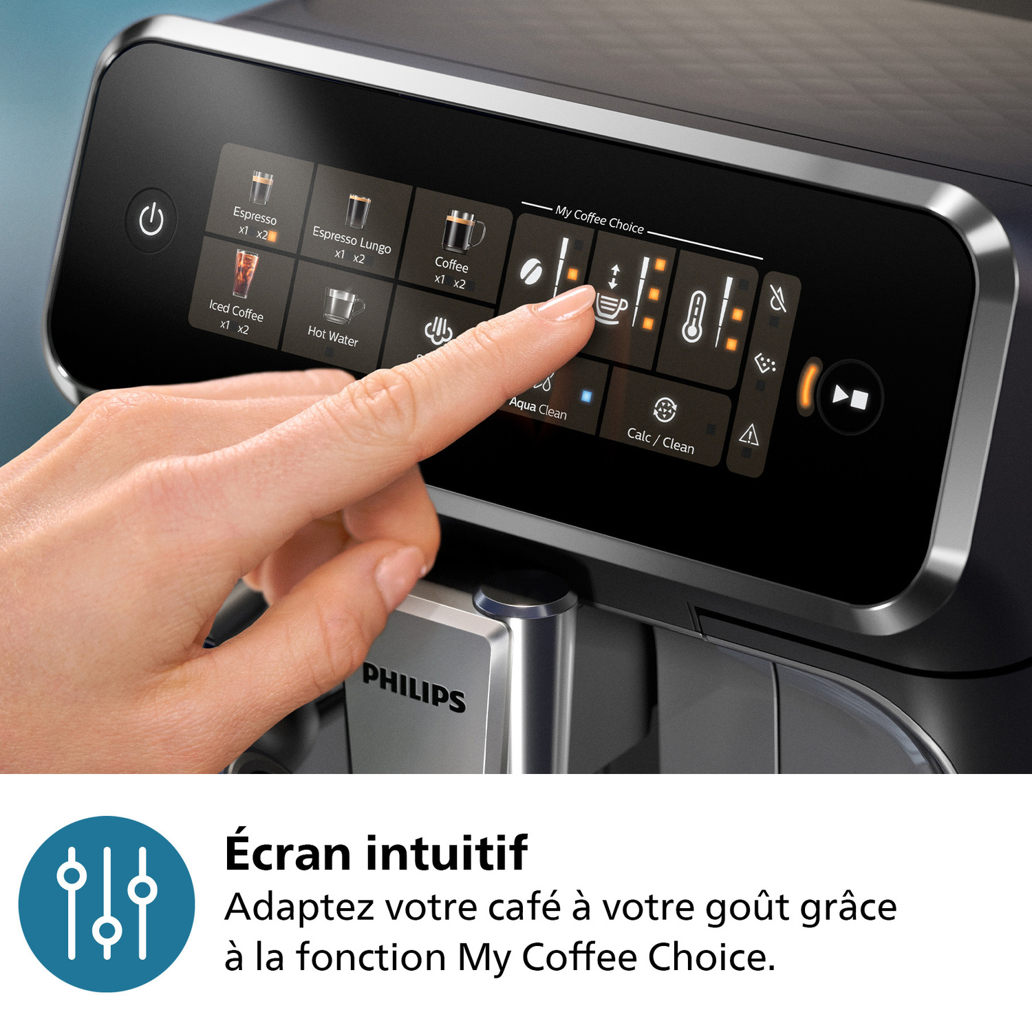 Une main touche l'écran d'une machine à café. L'écran affiche des options de café et un panneau de contrôle.