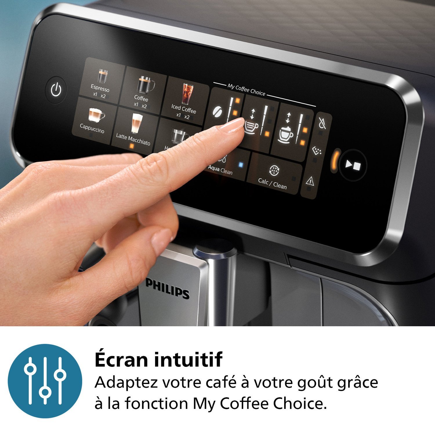 Une main touche l'écran d'une machine à café. L'écran affiche les options de café et les paramètres.