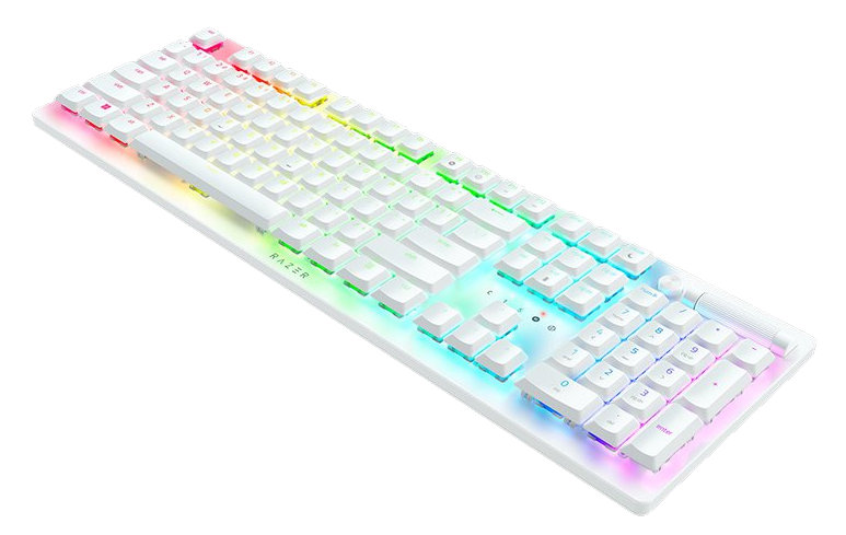 Biała klawiatura Razer, z tęczowymi klawiszami, na białej powierzchni.