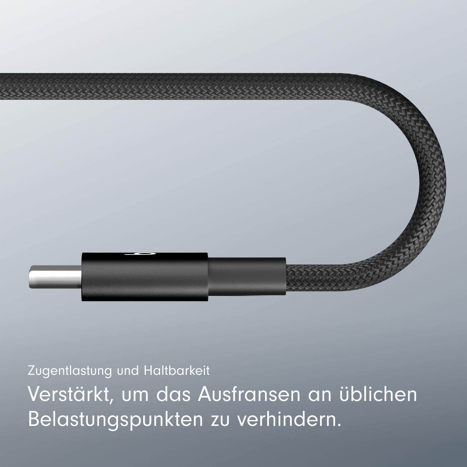 Ein schwarzes Ladekabel mit geflochtener Textur. Das Ende des Kabels hat einen silbernen Stecker.