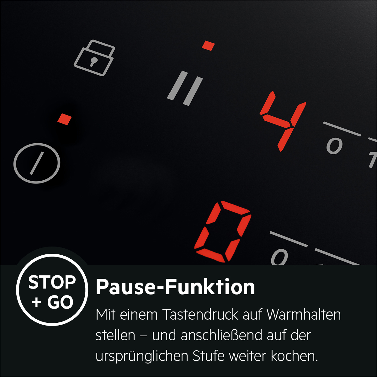 Nahaufnahme eines schwarzen Induktionskochfelds mit leuchtenden roten Zahlen und Symbolen.