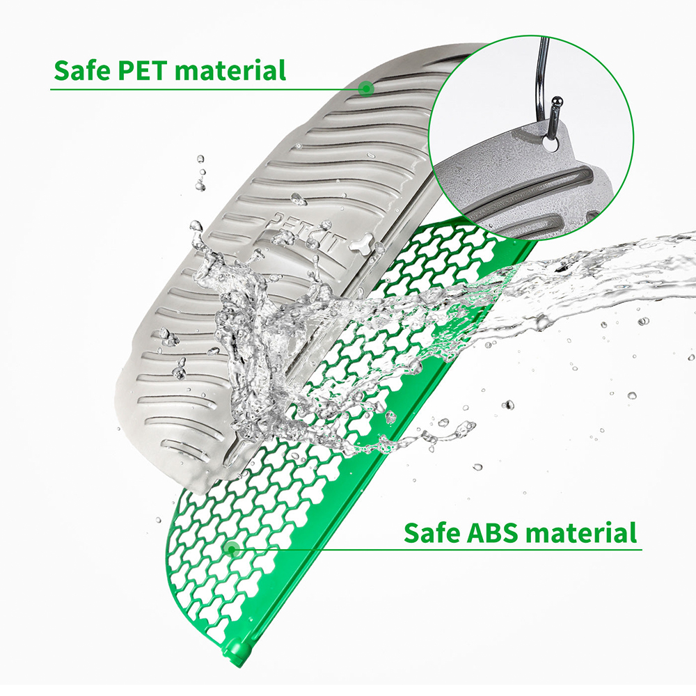 Zwei weiße und grüne Teile mit Wasserspritzern. Sichere PET- und ABS-Materialien sind beschriftet.