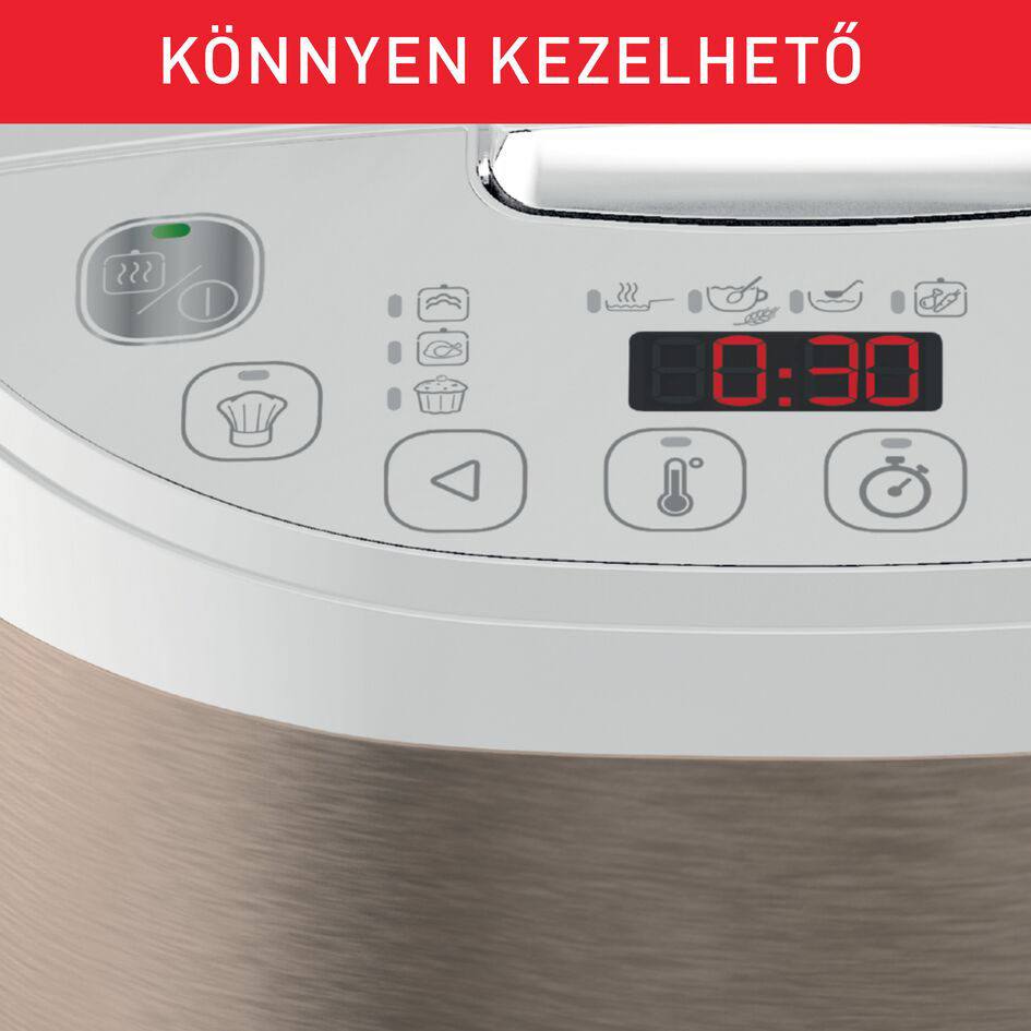 Fehér rizsfőző közelképe, digitális kijelzővel, ami az időt mutatja.