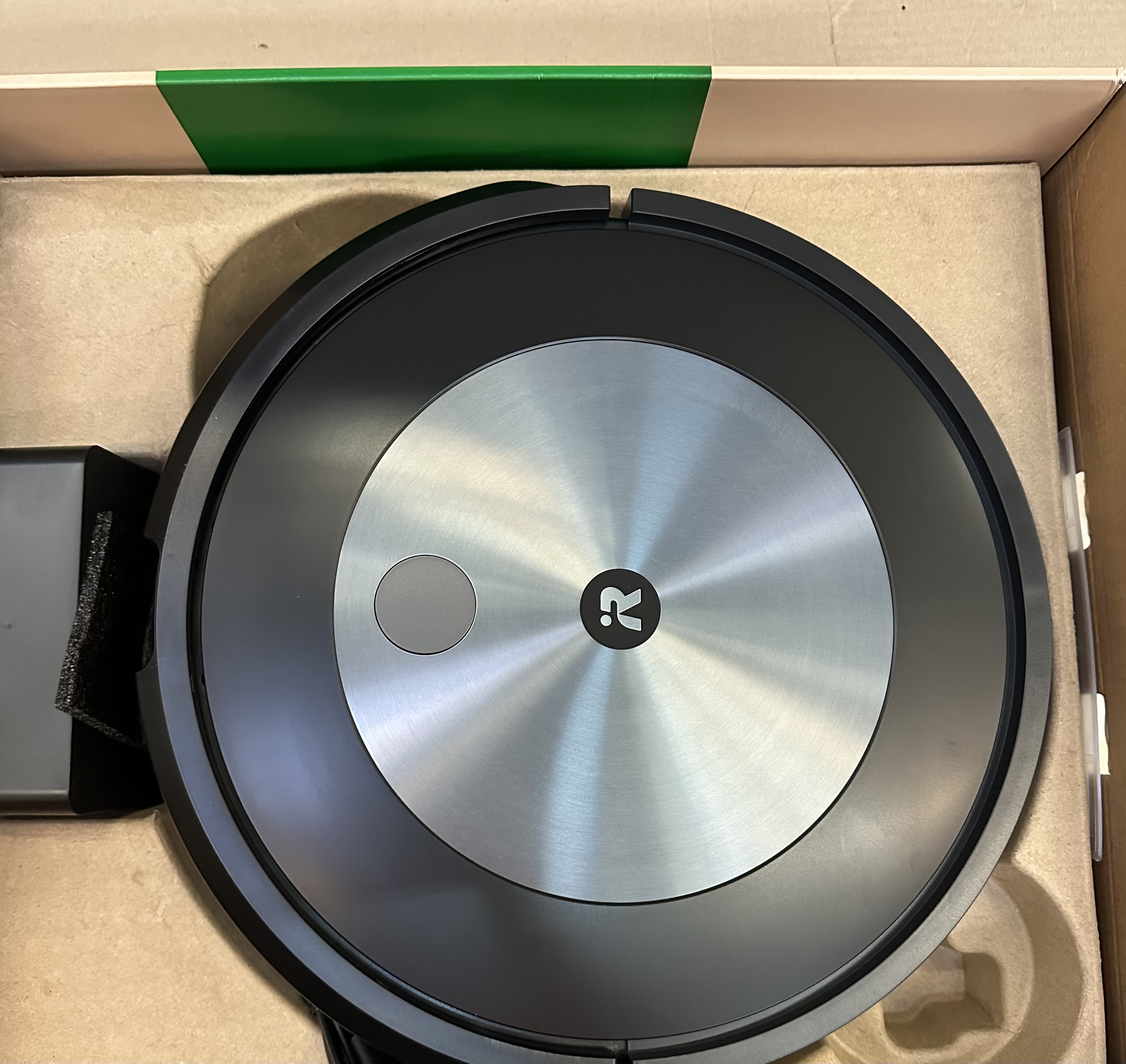 OUTLET  IROBOT Robot odkurzająco-mopujący iROBOT Roomba Combo j5 (j517840) Czarno-srebrny