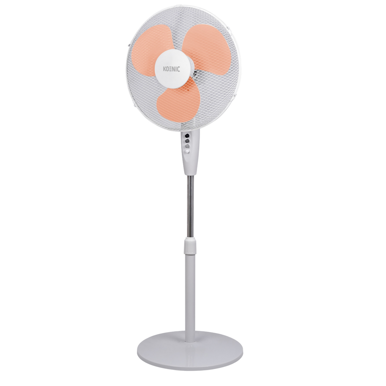 Ventilador de pie Koenic blanco con aspas naranjas. Fondo blanco.