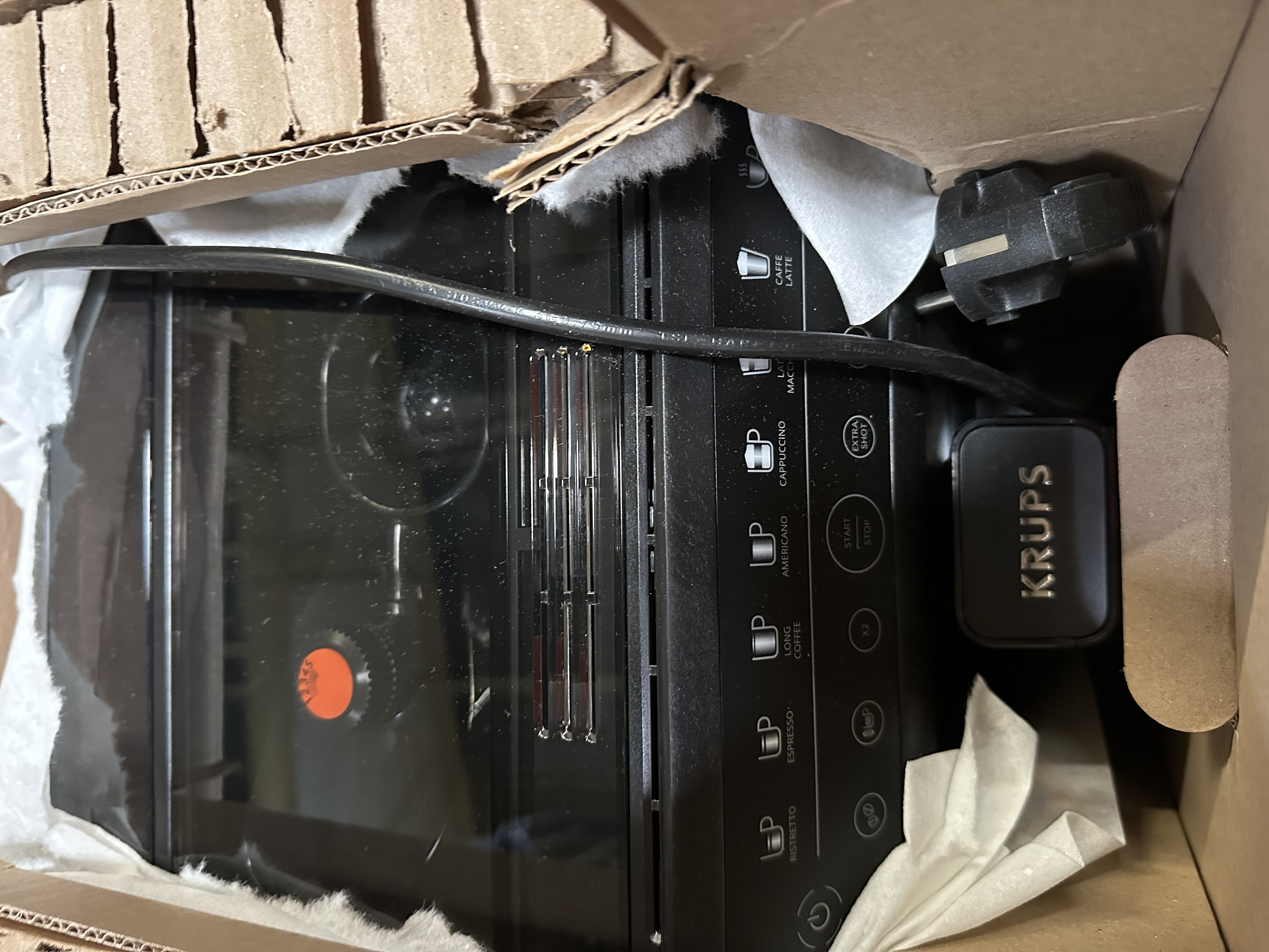 OUTLET Ekspres ciśnieniowy KRUPS EA897B10 EVIDENCE ECO-DESIGN Czarny