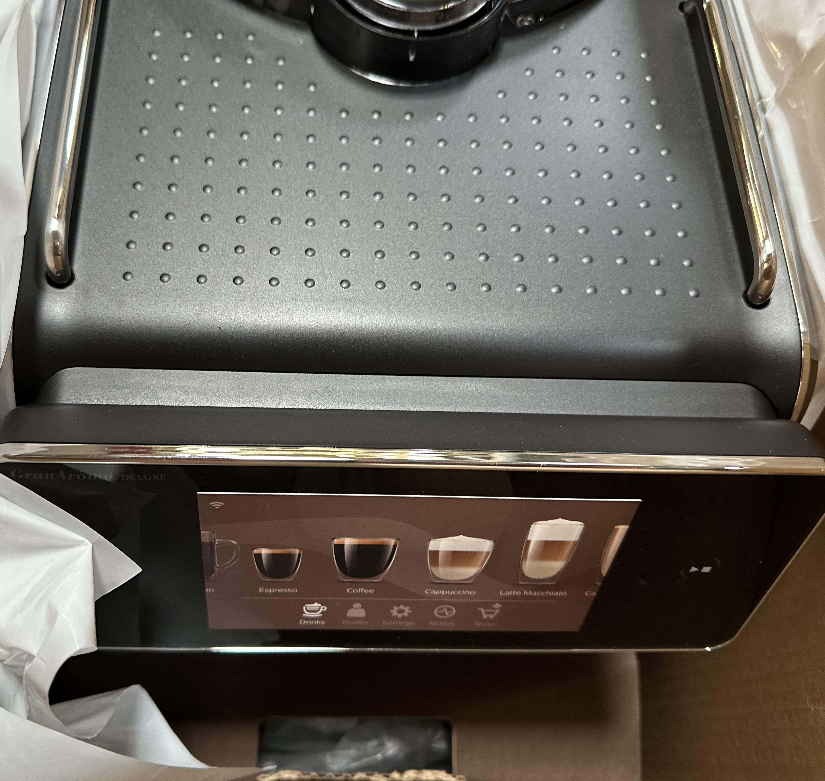 OUTLET Ekspres ciśnieniowy SAECO SM6680/00 Gran Aroma Deluxe Czarny